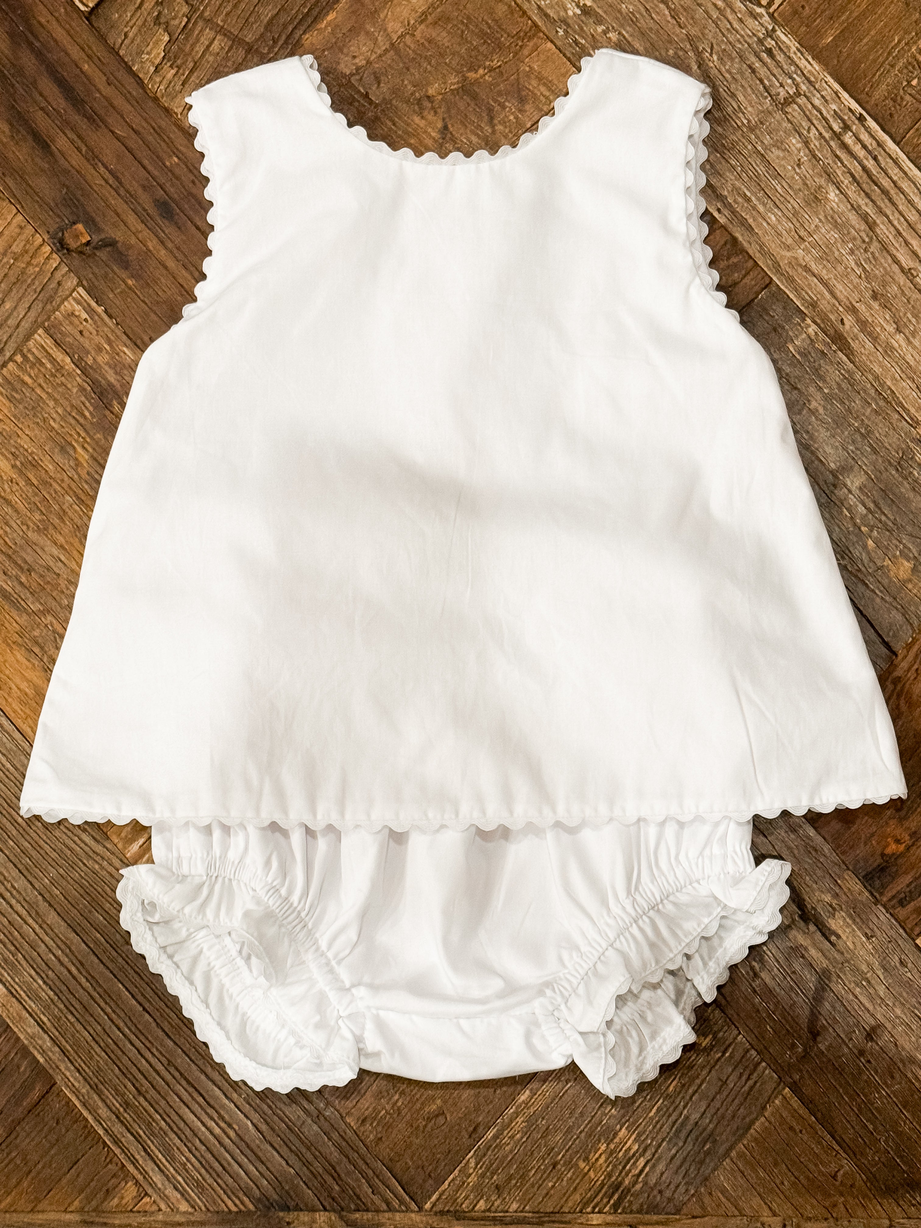 Swing-Back Diaper Set