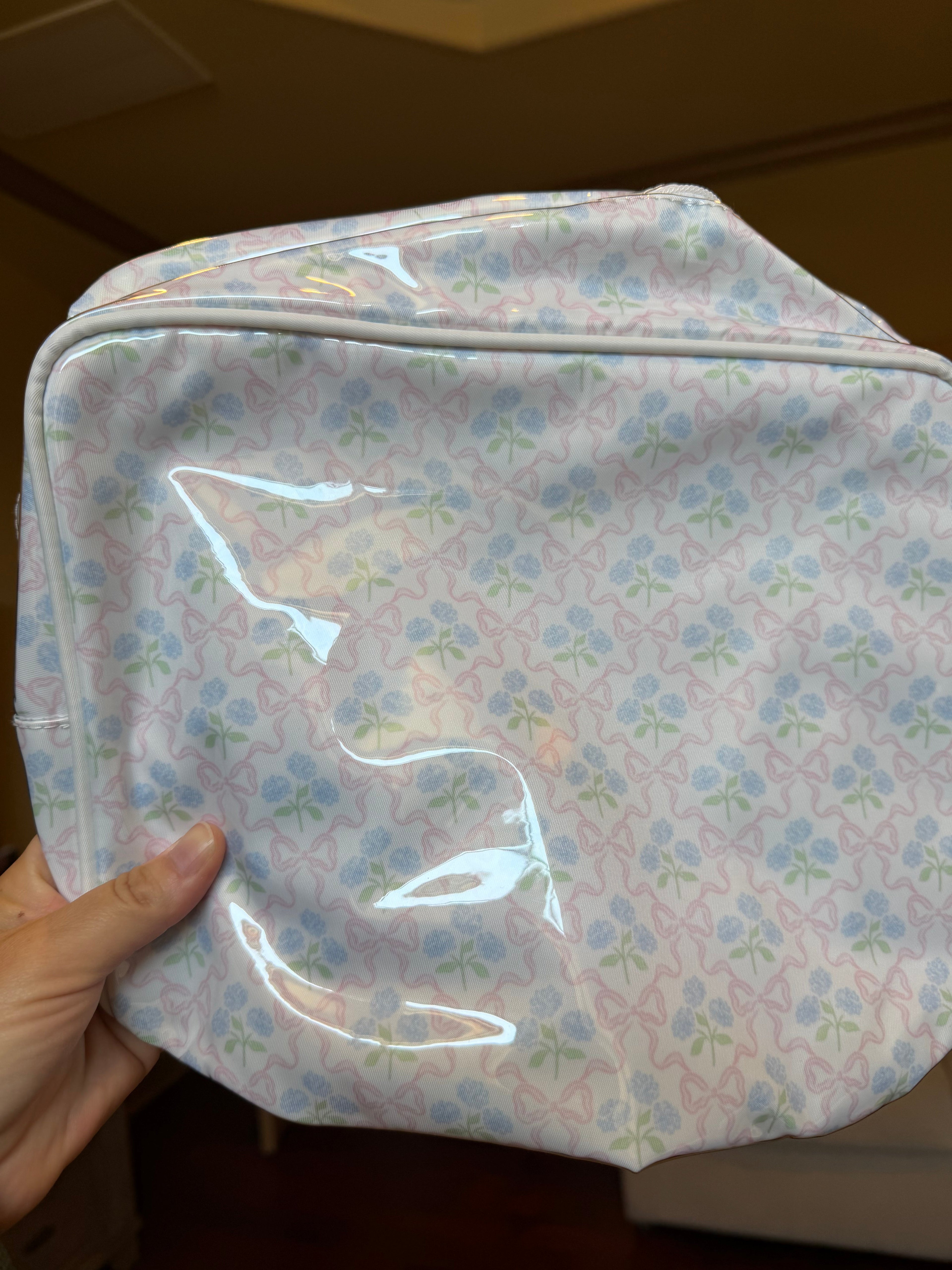 Large Wipeable Zipper Pouch