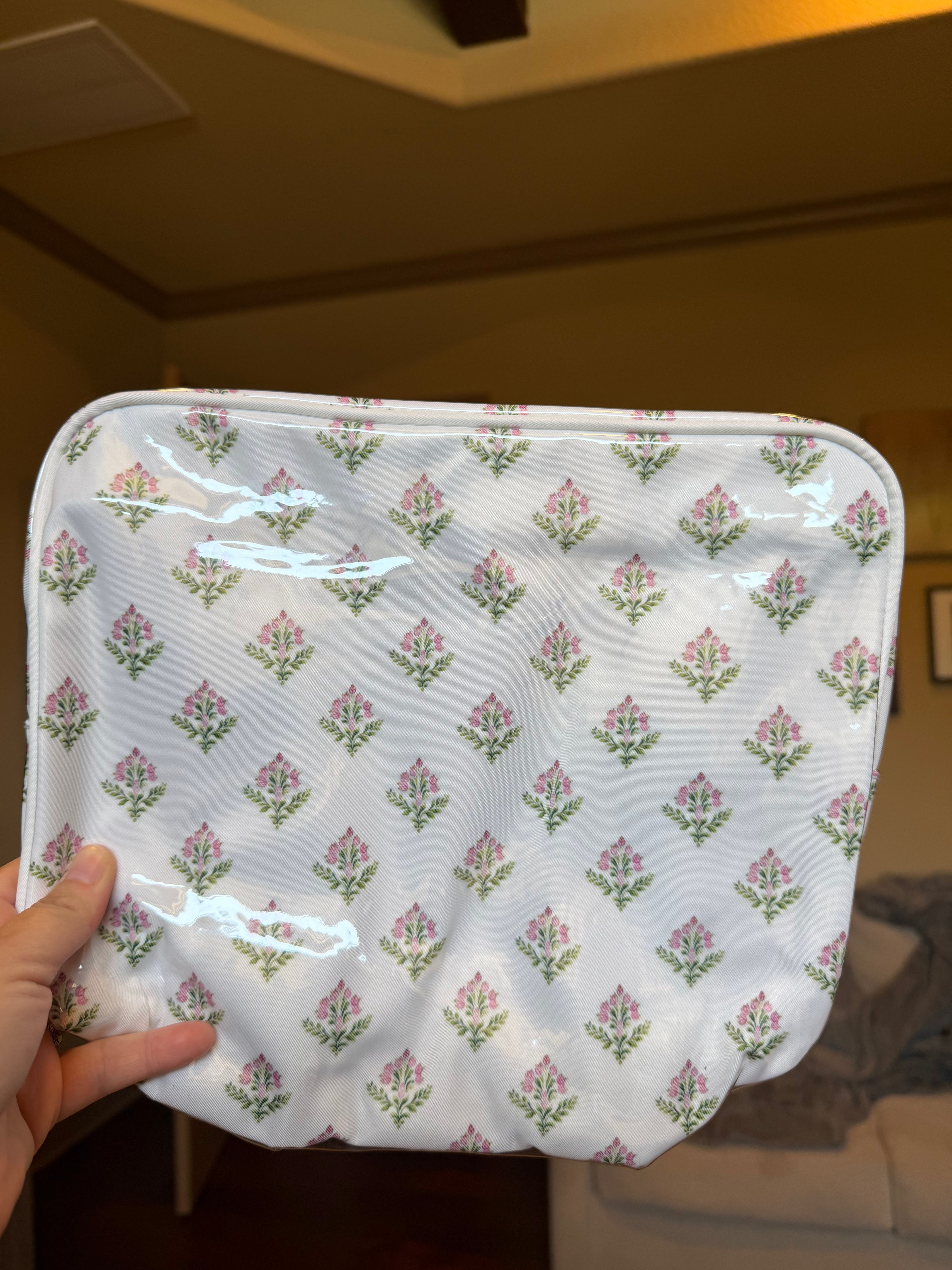 Large Wipeable Zipper Pouch