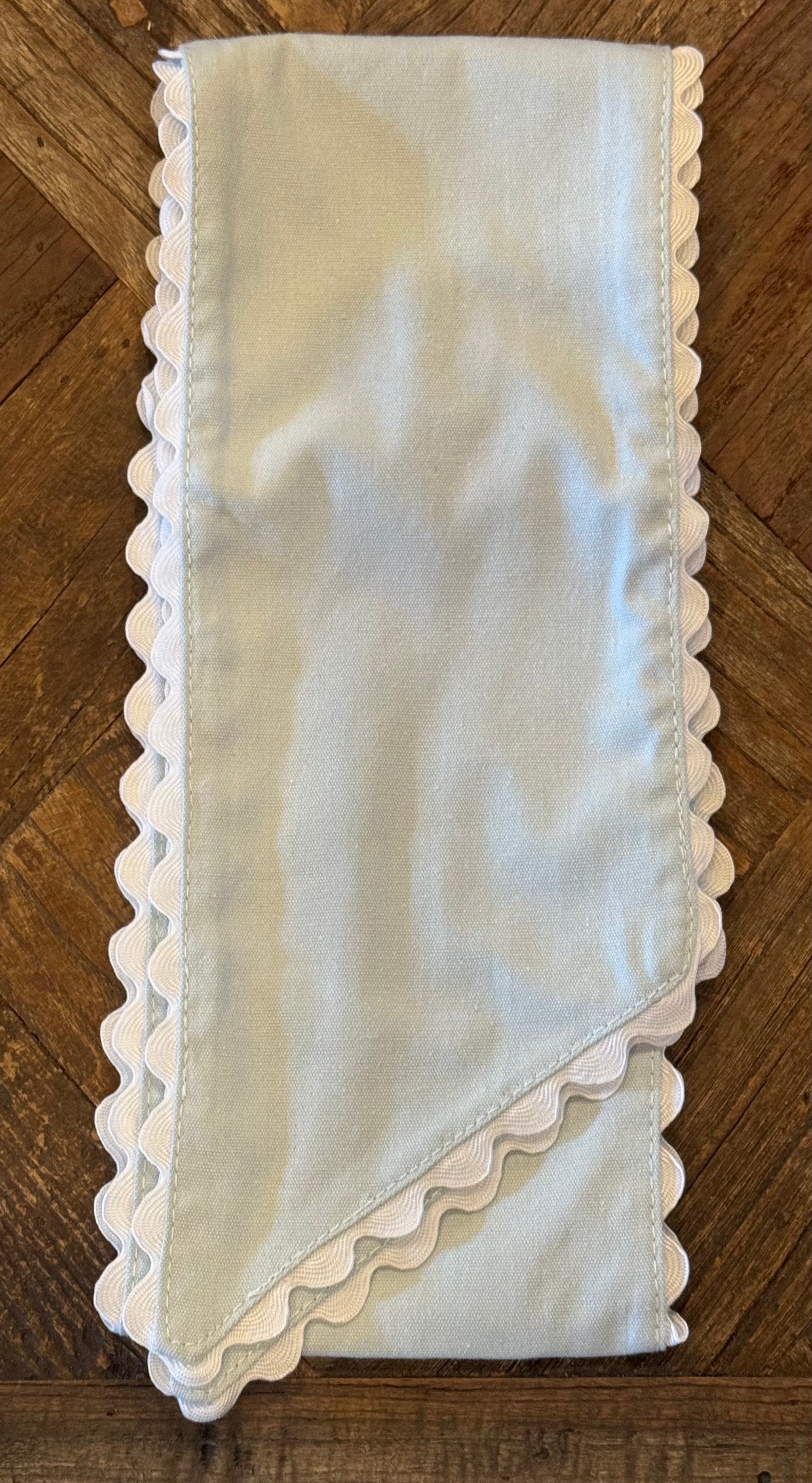 Ric-Rac Wreath Sash